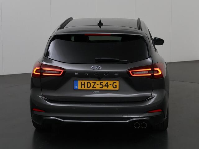 Ford FOCUS 1.0 EcoBoost Hybrid ST Line | Panoramadak | Parkeercamera | Winterpakket | Cruise Control Adaptief | Dodehoekdetectie | Navigatie |