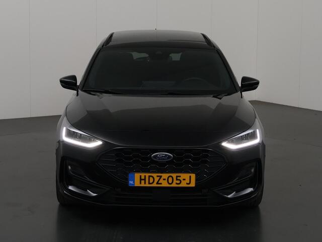 Ford FOCUS 1.0 EcoBoost Hybrid ST Line | Panoramadak | Parkeercamera | Winterpakket | Cruise Control Adaptief | Dodehoekdetectie | Navigatie |