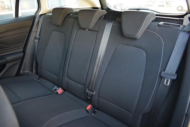 Ford FOCUS Wagon 1.5 EcoBoost Titanium Business | 150 Pk | Trekhaak | Stuur- en Stoelverw.