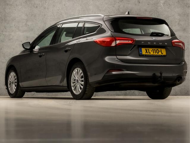 Ford FOCUS Wagon 1.0 EcoBoost Titanium Automaat (APPLE CARPLAY, GROOT NAVI, CLIMATE, TREKHAAK, SPORTSTOELEN, PARKEERSENSOREN, KEYLESS, NIEUWE APK, NIEUWSTAAT)