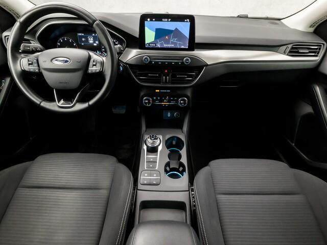 Ford FOCUS Wagon 1.0 EcoBoost Titanium Automaat (APPLE CARPLAY, GROOT NAVI, CLIMATE, TREKHAAK, SPORTSTOELEN, PARKEERSENSOREN, KEYLESS, NIEUWE APK, NIEUWSTAAT)
