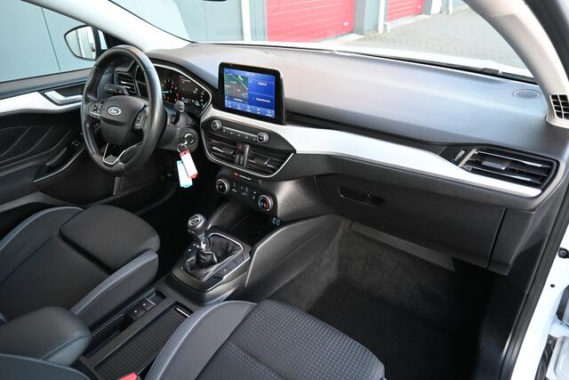 Ford FOCUS Wagon 1.0 EcoBoost Hybrid Trend Edition Business trekhaak