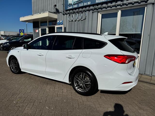 Ford FOCUS Wagon 1.0 EcoBoost ST Line Business navi