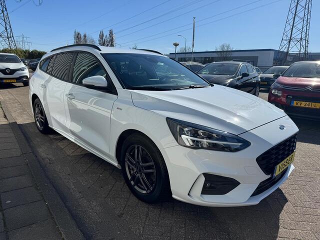 Ford FOCUS Wagon 1.0 EcoBoost ST Line Business navi