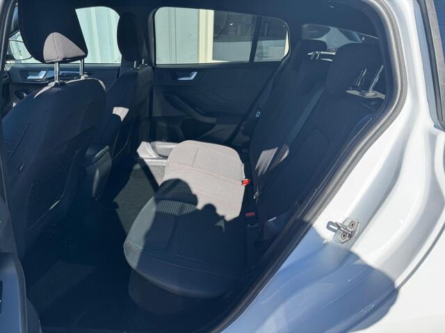 Ford FOCUS Wagon 1.0 EcoBoost ST Line Business navi
