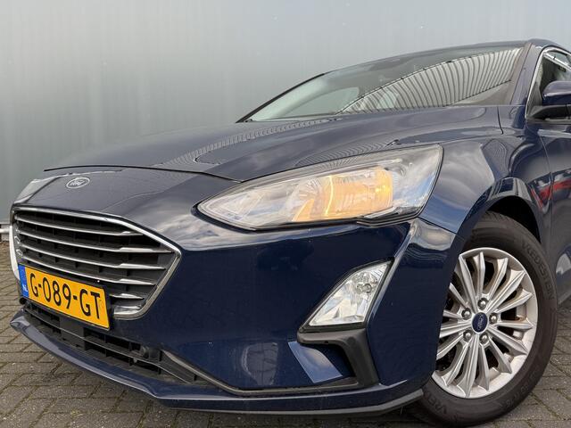 Ford FOCUS BWJ 2019 | 1.0 EcoBoost 126PK Titanium Business CLIMA / NAVI / STOELVERW. / VOORRUITVERW. / APPLE CARPLAY / SPORTSTOELEN / PDC
