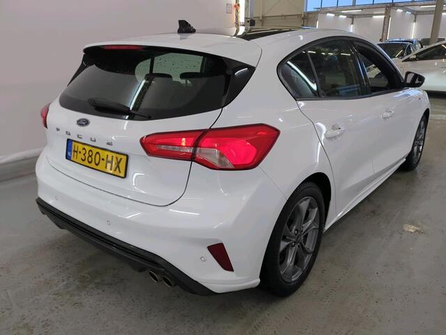 Ford FOCUS 1.0 EcoBoost ST Line Business NL AUTO | PANO |