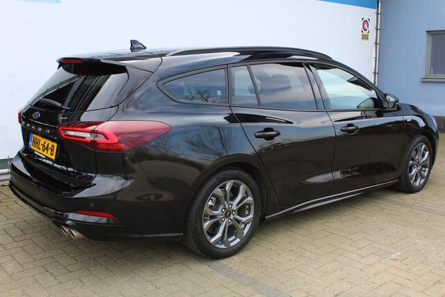 Ford FOCUS Wagon 1.0 EcoBoost Hybrid ST Line X | Panoramadak | Stoel/Stuurverwarming | Achteruitrijcamera | Parkeersensoren V+A | Adaptive cruise controle | Lane assist | Dodehoek sensoren | Schuif/kantel dak | Navigatie | Climate controle | Keyless start | Apple Ca