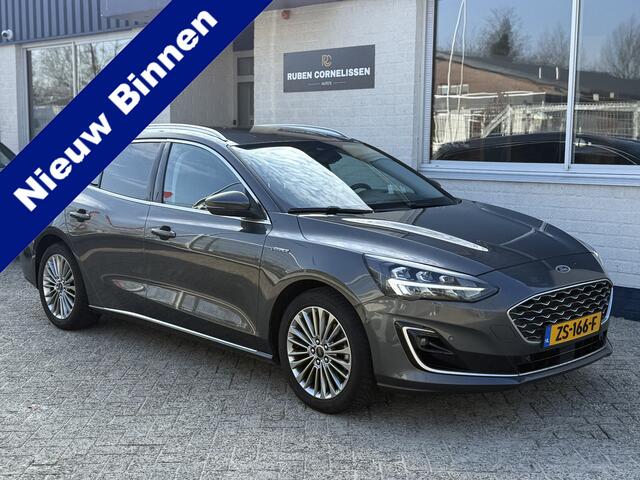 Ford FOCUS Wagon 1.5 EcoBoost Vignale | Trekhaak | Head Up | Leder | Navi | Stoelverwarming