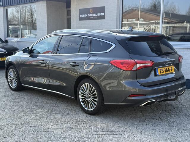 Ford FOCUS Wagon 1.5 EcoBoost Vignale | Trekhaak | Head Up | Leder | Navi | Stoelverwarming