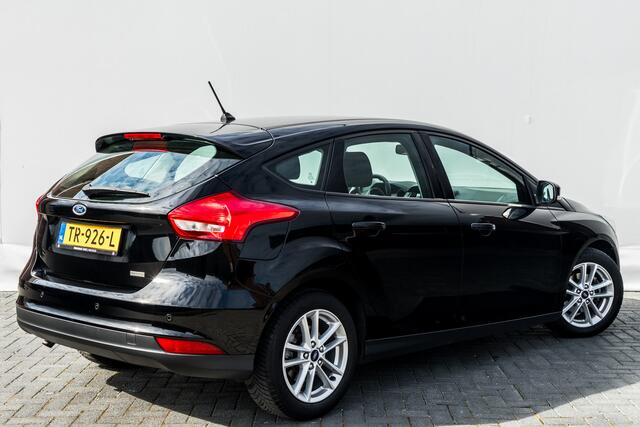 Ford FOCUS 1.0 125 PK Lease Edition | Navigatie | airco | 16 Inch LMV | Parkeersensoren achter |