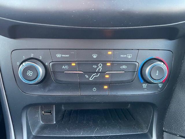 Ford FOCUS Wagon 1.0 Edition Airco,Cruisecontrol,Navigatie