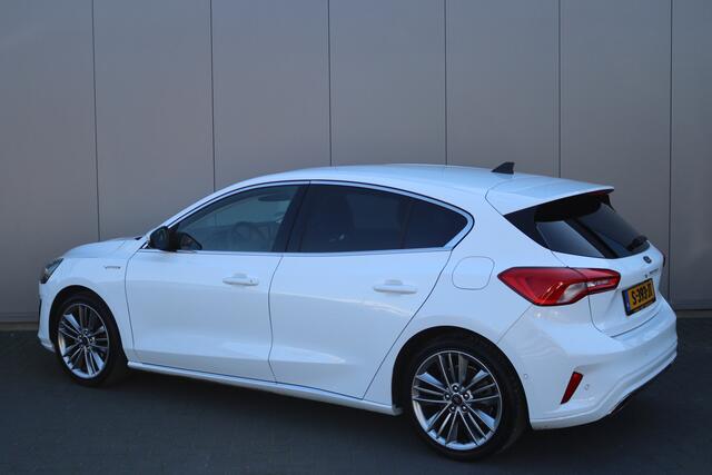 Ford FOCUS 1.5 EcoB. 150PK Automaat Vignale Trekhaak/Leder/Adaptive-cruise/Winter-pack