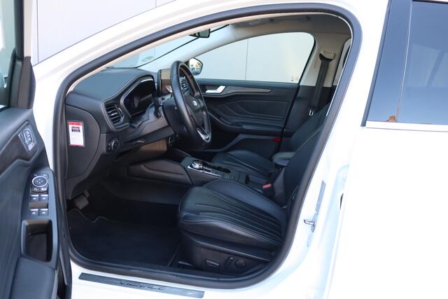 Ford FOCUS 1.5 EcoB. 150PK Automaat Vignale Trekhaak/Leder/Adaptive-cruise/Winter-pack