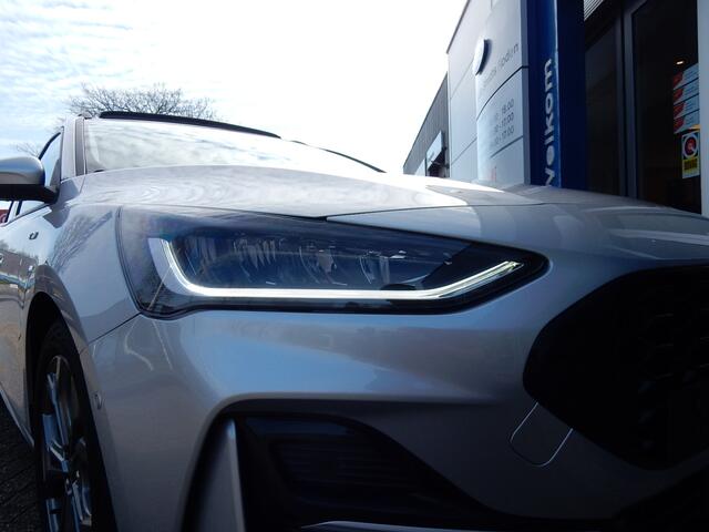 Ford FOCUS Wagon 155PK EcoBoost Hybrid ST Line X | Pano | Winter Pack | Camera | Adapt. cruise | Camera | Draadloos Apple Carplay |