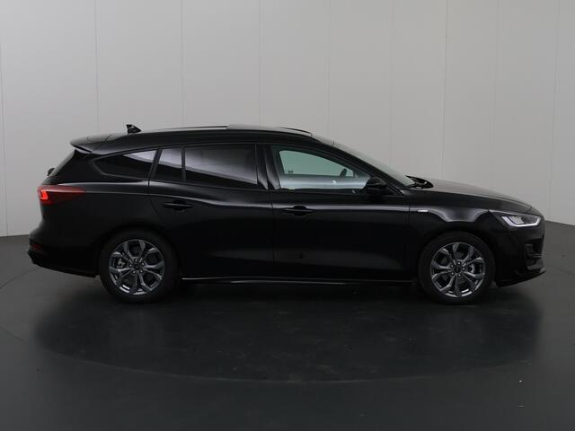 Ford FOCUS 1.0 EcoBoost Hybrid ST Line | Panoramadak | Parkeercamera | Winterpakket | Cruise Control Adaptief | Dodehoekdetectie | Navigatie |