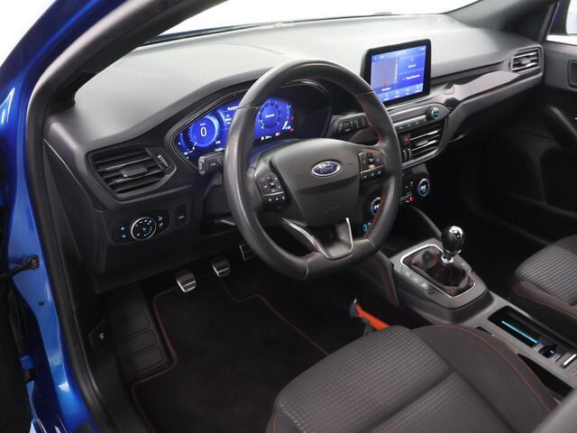 Ford FOCUS Wagon 1.0 EcoBoost Hybrid ST Line X Business | Trekhaak | Winterpack | Navigatie | Parkeercamera | Climate Control