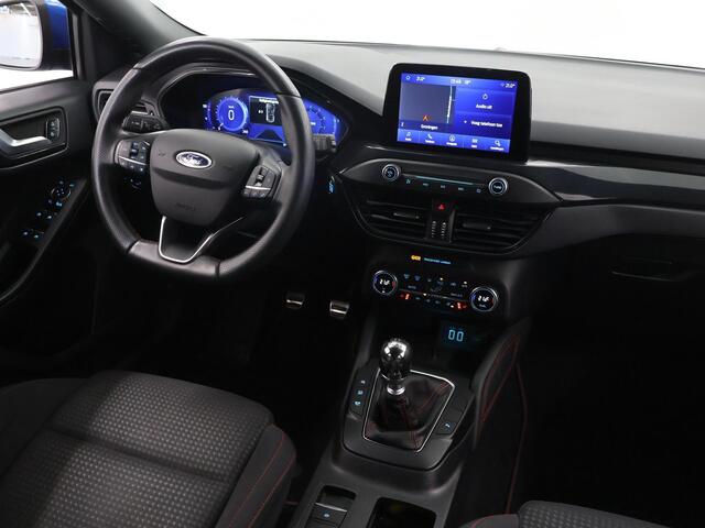 Ford FOCUS Wagon 1.0 EcoBoost Hybrid ST Line X Business | Trekhaak | Winterpack | Navigatie | Parkeercamera | Climate Control