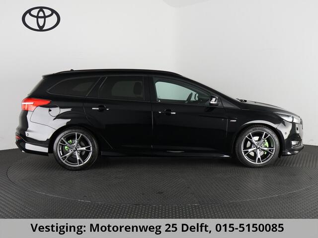 Ford FOCUS Wagon 1.5 TITANIUM AUTOMAAT BLACKLINE 150 PK BIJNA 2018. NAVI.CAMERA.TITANIUM PACK.