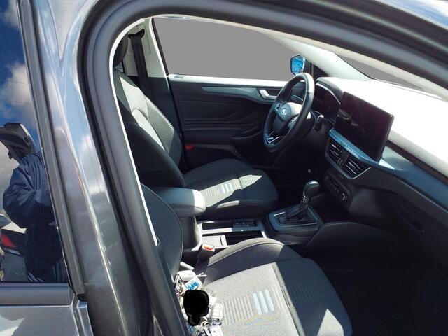 Ford FOCUS 1.0 EcoBoost Active | 155pk Automaat | Adaptive cruise control | Winter Pack | Dodehoeksensoren | Camera | Privacy glass