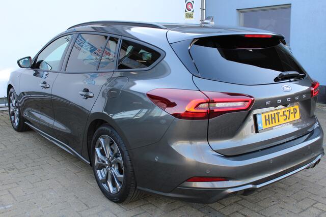 Ford FOCUS Wagon 1.0 EcoBoost Hybrid ST Line | Achteruitrijcamera | Stoel/stuur verwarming | Navigatie | Climate controle | Adaptive cruise controle | Lane assist | Apple CarPlay/Android Auto | Keyless start | Dodehoeksensoren | Parkeersensoren V+A | Zwarte hemelbe