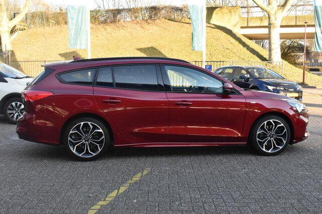 Ford FOCUS Wagon 1.5 EcoBoost ST Line Business.Apple Carplay/Android.Navi.Adaptieve Cruise contr.LED 12 mnd BOVAG garantie Whatsapp 06-53188999