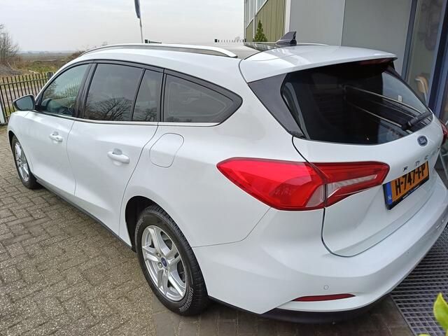 Ford FOCUS Wagon 1.0 EcoBoost Trend Edition Business | Airco | NAP | Panoramadak | 125 PK |