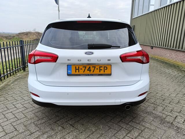 Ford FOCUS Wagon 1.0 EcoBoost Trend Edition Business | Airco | NAP | Panoramadak | 125 PK |