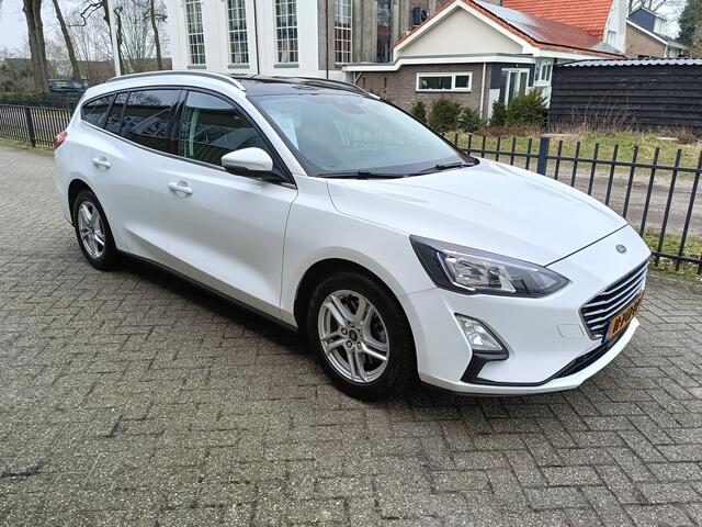 Ford FOCUS Wagon 1.0 EcoBoost Trend Edition Business | Airco | NAP | Panoramadak | 125 PK |