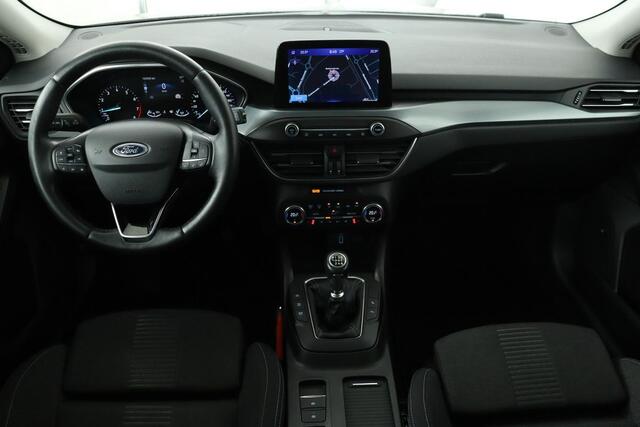 Ford FOCUS 1.5 EcoBoost Active | Panoramadak | Stoel & stuurverwarming | Trekhaak | Adaptive cruise | Camera | Full LED | Keyless | Carplay | Comfortstoelen | Bang & Olufsen Sound | Climate control
