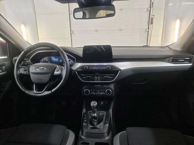 Ford FOCUS 1.0 EcoBoost Titanium Navi Climat Winter pack Keyless Privacy Glass Wagon Dealeronderhouden