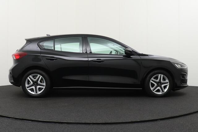 Ford FOCUS 1.0 Connected 100 PK NW-Model Carplay Navi LED Park. Sens