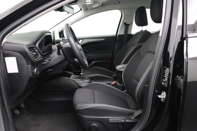 Ford FOCUS 1.0 Connected 100 PK NW-Model Carplay Navi LED Park. Sens