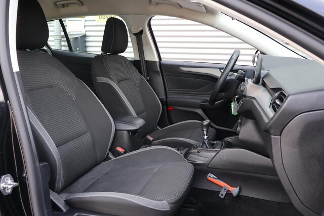 Ford FOCUS Wagon 1.0 EcoBoost Connected Full Led | Carplay | PDC | NAP | Bots Waarschuwing | Volledig Onderh.