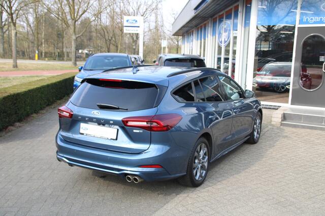 Ford FOCUS Wagon 1.0 EcoBoost Hybrid 155 PK ST Line X Automaat WNTER PAKKET | NAVIGATIE | BLIS | PDC| 17'' LM VELGEN |