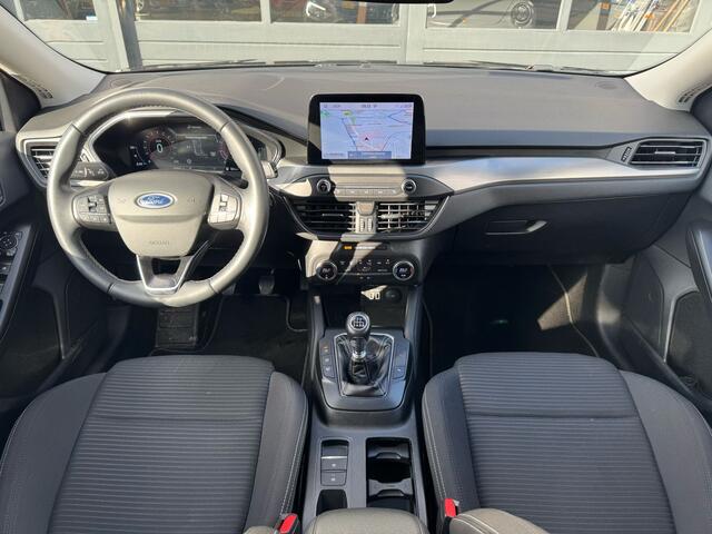 Ford FOCUS Wagon 1.0 EcoBoost Hybrid Titanium X Business - Camera - Carplay