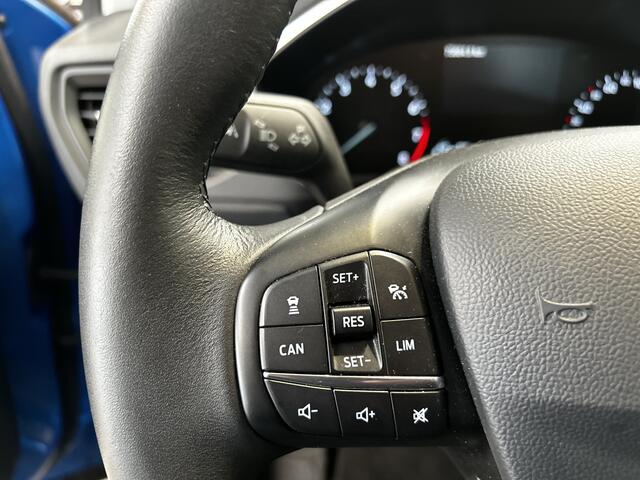 Ford FOCUS EcoBoost 125pk Titanium | Dealer onderhouden | Adapt. Cruise | Clima | Camera | HUD |