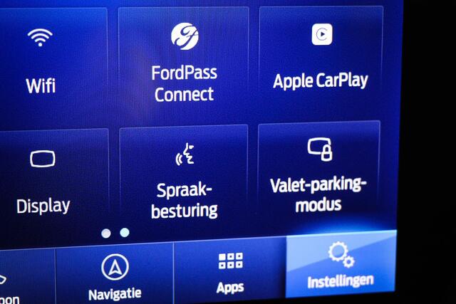 Ford FOCUS Wagon 1.5 EcoBoost Titanium Business | WINTER / DESIGN / FAMILY / COMFORT- PACK | LED | APPLE | TREKHAAK | 18"