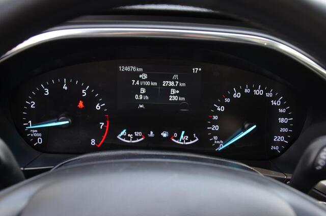 Ford FOCUS 1.5 EcoBoost Titanium Business Navi/Pdc/Ecc/Led/Panoramadak/Achteruitrijcamera/Cr-Controle/Lmv/Bang & Olufsen/Trekhaak Afneembaar.