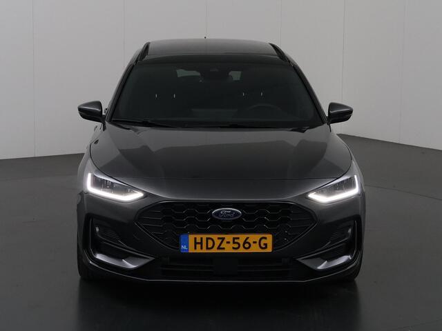 Ford FOCUS 1.0 EcoBoost Hybrid ST Line | Panoramadak | Parkeercamera | Winterpakket | Cruise Control Adaptief | Dodehoekdetectie | Navigatie |
