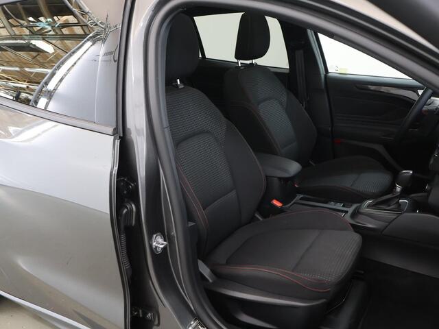 Ford FOCUS 1.0 EcoBoost Hybrid ST Line | Panoramadak | Parkeercamera | Winterpakket | Cruise Control Adaptief | Dodehoekdetectie | Navigatie |