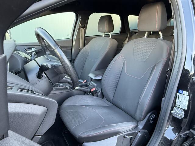 Ford FOCUS Wagon BWJ 2018 1.0 126 PK ST-Line ST-LINE / CLIMA / CRUISE / PRIV. GLAS / LMV 17 INCH / MULTIFUNCT. STUUR / SPORTSTOELEN