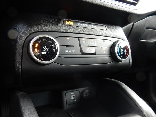 Ford FOCUS Wagon EcoBoost Connected | LED koplampen | ALL season banden | ISOFIX | PDC |