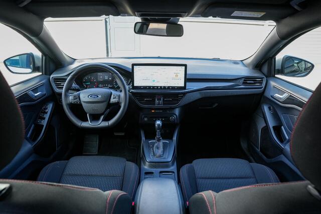Ford FOCUS 1.0 EcoBoost Hybrid ST Line Groot Navi DAB+ Camera Cruise LED Automaat!