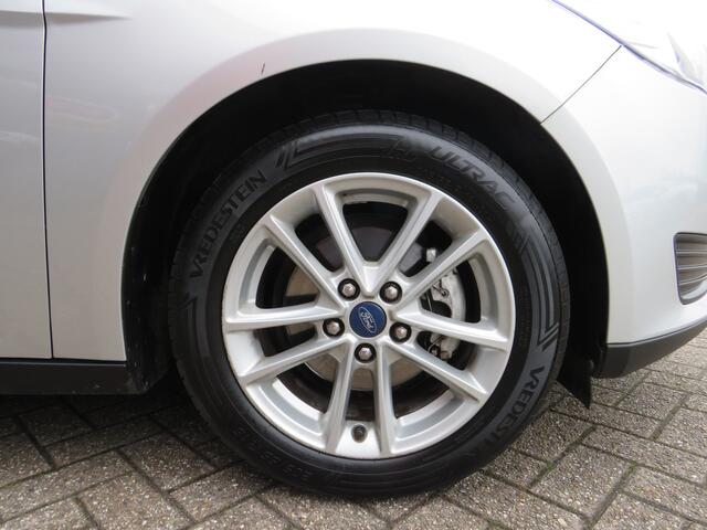 Ford FOCUS Wagon 1.0 Trend | Airco | Navigatie | Parkeersensoren | Incl. Garantie | Trekhaak | LED Dagrijverlichting |