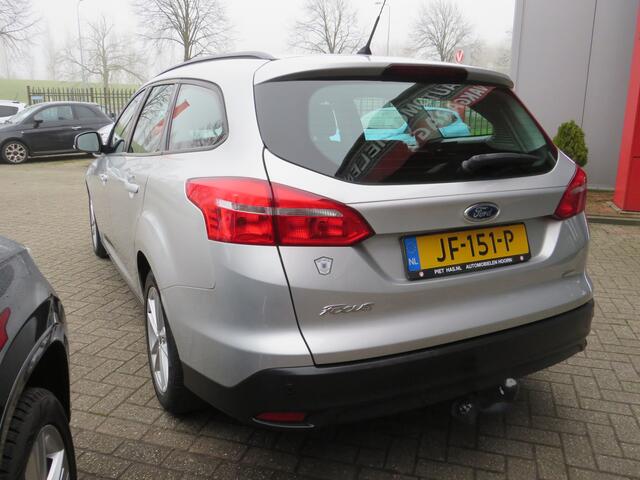 Ford FOCUS Wagon 1.0 Trend | Airco | Navigatie | Parkeersensoren | Incl. Garantie | Trekhaak | LED Dagrijverlichting |