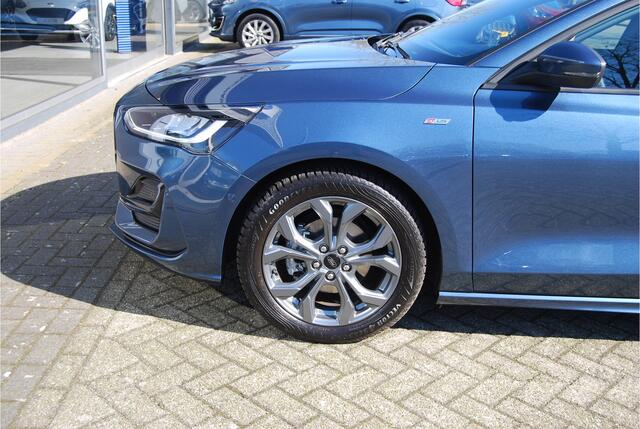 Ford FOCUS Wagon 1.0 EcoBoost Hybrid 125PK ST Line I CAMERA I WINTER PACK I ELKTR.TREKHAAK I BLIS I GROOT NAVI SYNC 4