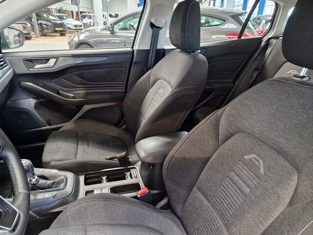 Ford FOCUS Wagon EcoBoost 125 pk Active | Camera | LED | Adapt. Cruise | Head up displ | Keyless entry | 17" |