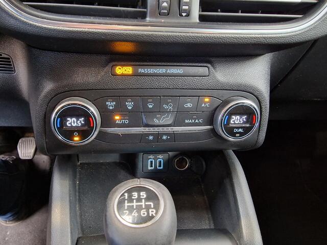 Ford FOCUS Wagon EcoBoost 125 pk Active | Camera | LED | Adapt. Cruise | Head up displ | Keyless entry | 17" |