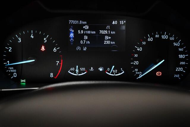 Ford FOCUS 1.0 EcoBoost Hybrid ST Line Business | CLIMA | B&O DAB | APPLE | DRAADLOZE LADER